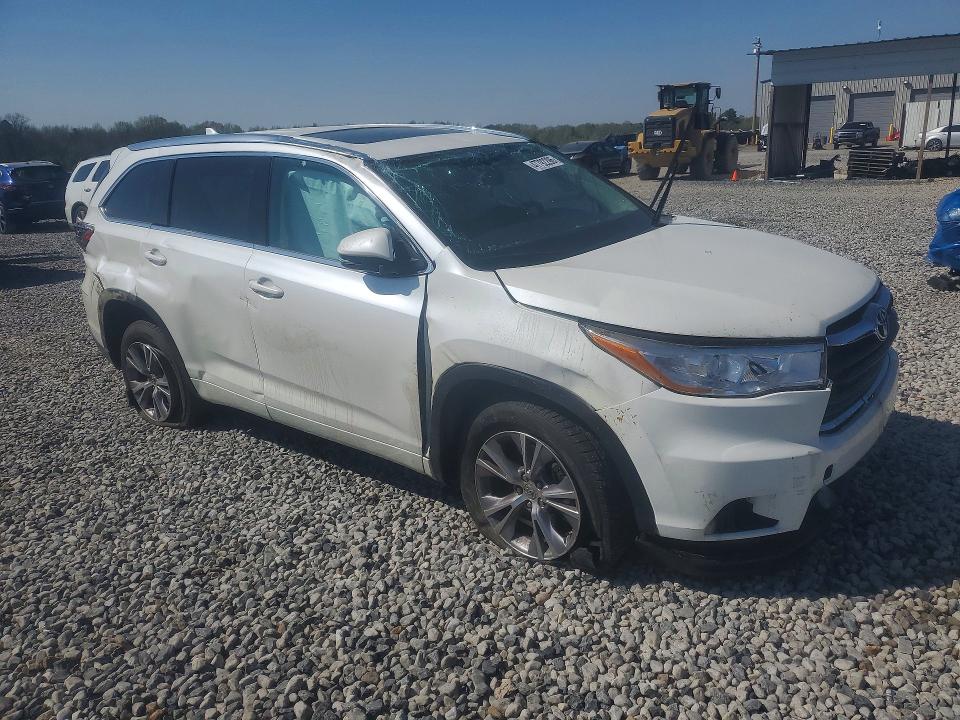 2015 Toyota Highlander მანქანა იყიდება აუქციონზე, vin: 5TDKKRFH7FS109386, აუქციონის ნომერი: 47792296