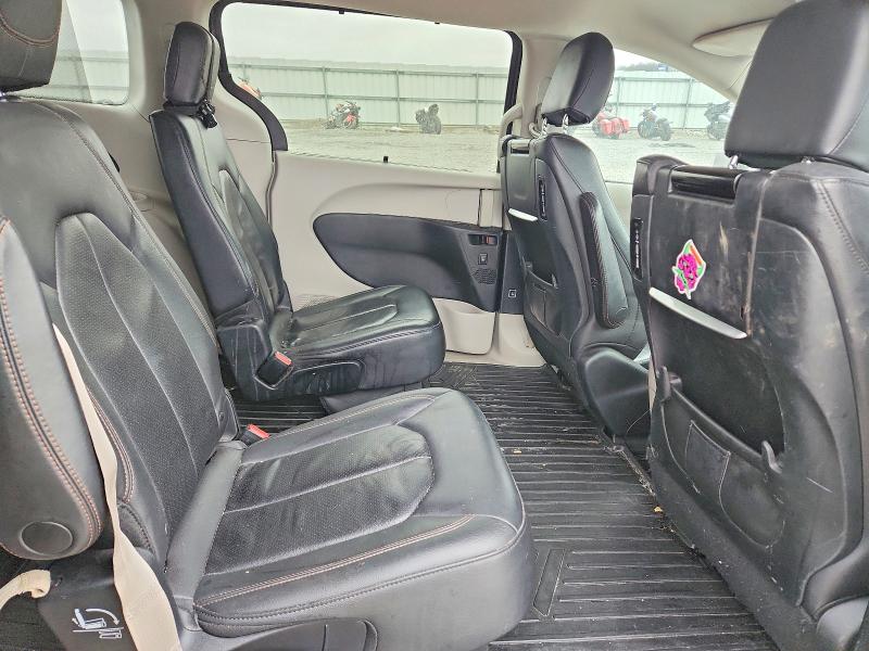 47907516 :رقم المزاد ، 2C4RC1EG9HR782195 vin ، 2017 Chrysler Pacifica مزاد بيع