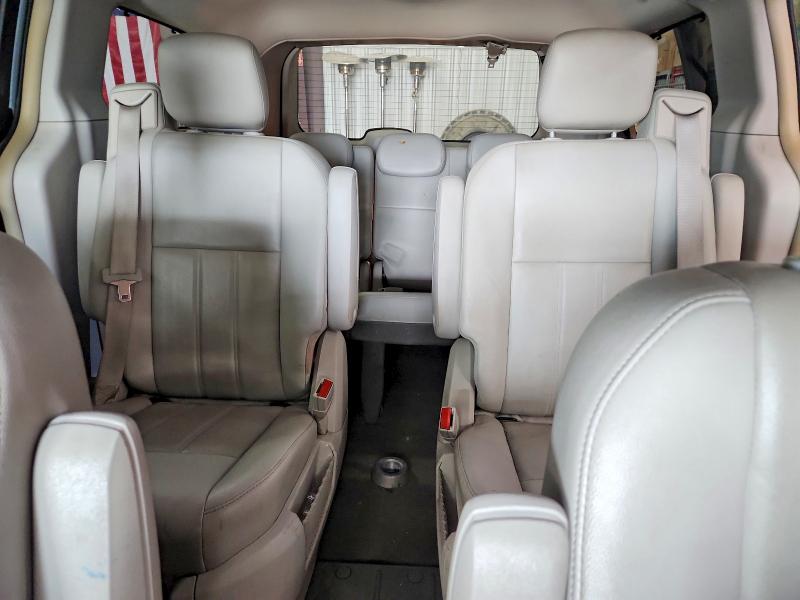 2010 Chrysler Town & Country მანქანა იყიდება აუქციონზე, vin: 2A4RR5DX0AR193558, აუქციონის ნომერი: 45928476