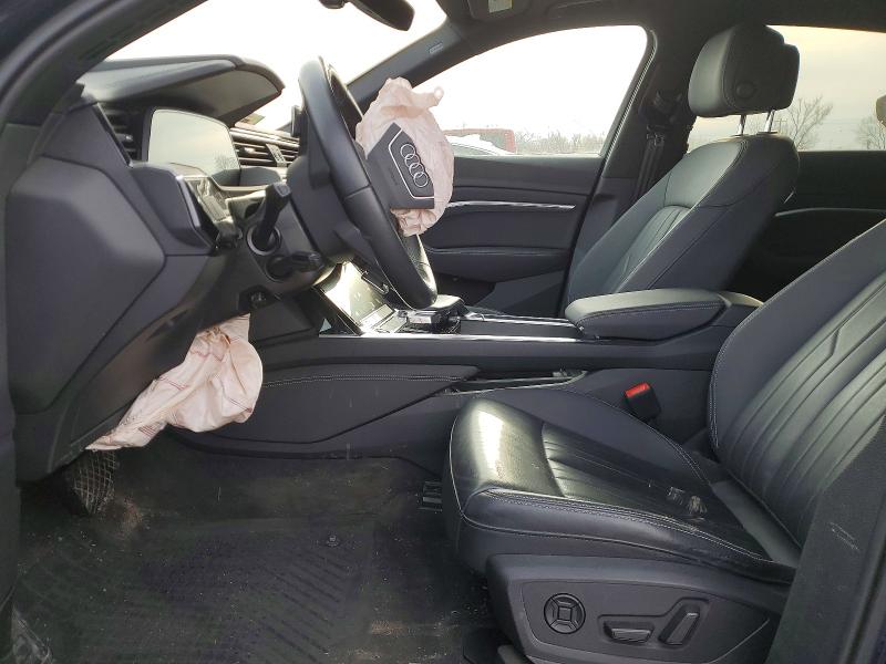 46537936 :رقم المزاد ، WA1AAAGE9NB009732 vin ، 2022 Audi E-tron مزاد بيع