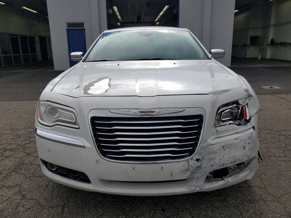 2014 Chrysler 300c მანქანა იყიდება აუქციონზე, vin: 2C3CCAKG8EH103694, აუქციონის ნომერი: 46238696