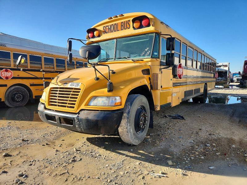 46041266 :رقم المزاد ، 1BAKGCPA3CF287981 vin ، 2012 Blue Bird School Bus / Transit Bus مزاد بيع