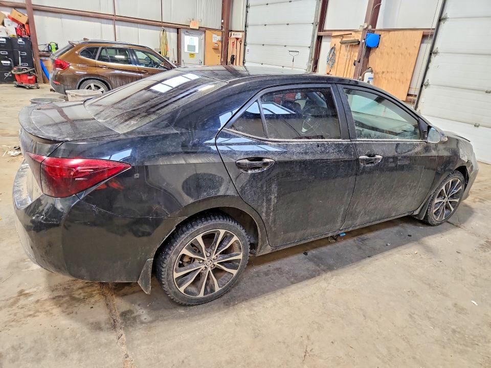 76412045 :رقم المزاد ، 2T1BURHE1HC836306 vin ، 2017 Toyota Corolla مزاد بيع