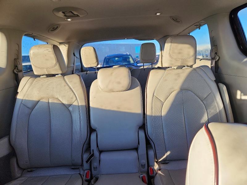 46355856 :رقم المزاد ، 2C4RC1GG5HR599308 vin ، 2017 Chrysler Pacifica مزاد بيع