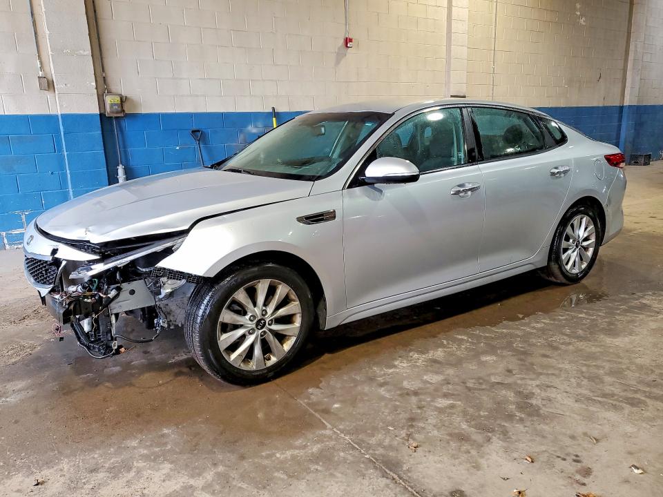 2017 Kia Optima მანქანა იყიდება აუქციონზე, vin: 5XXGT4L36HG161708, აუქციონის ნომერი: 79782225