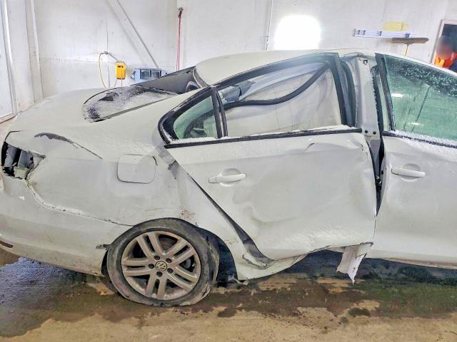 Продаж на аукціоні авто 2018 Volkswagen Jetta, vin: 3VW2B7AJ3JM233742, номер лоту: 46008316