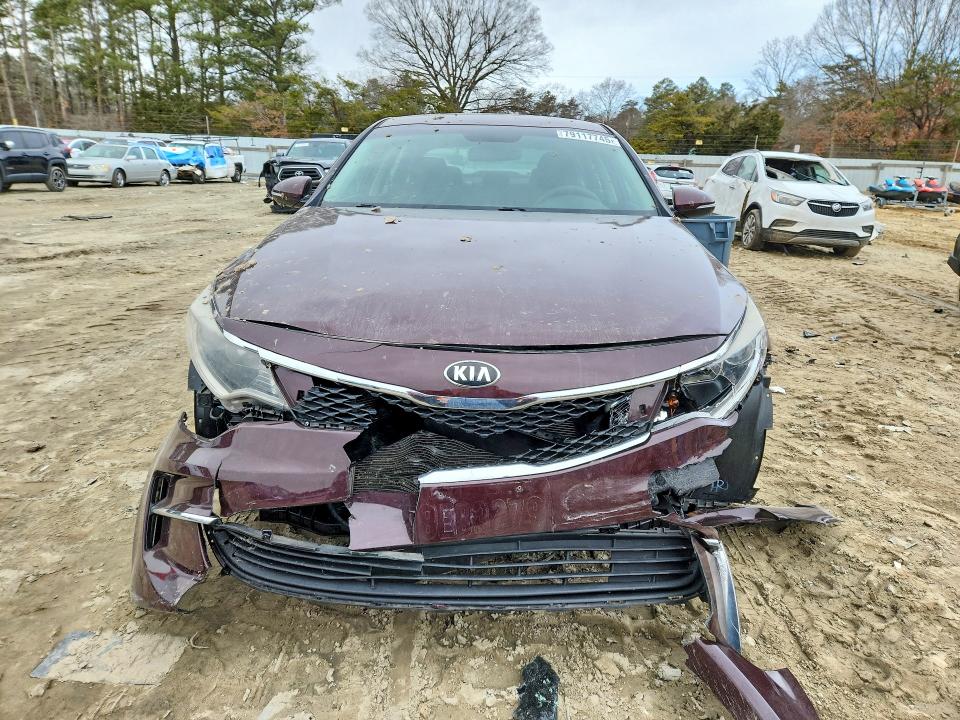 Продаж на аукціоні авто 2018 Kia Optima, vin: 5XXGT4L38JG208419, номер лоту: 79117745