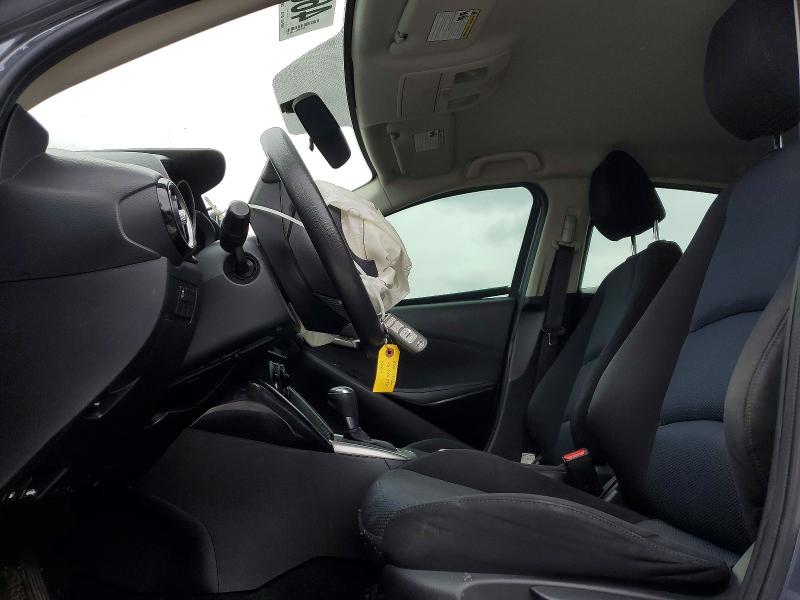 46584316 :رقم المزاد ، 3MYDLBYVXGY103223 vin ، 2016 Toyota Yaris مزاد بيع