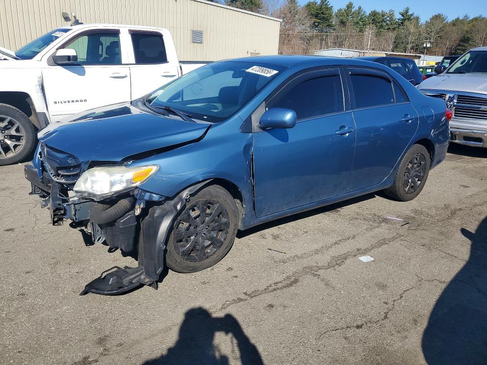 47209856 :رقم المزاد ، 5YFBU4EE3DP114353 vin ، 2013 Toyota Corolla مزاد بيع