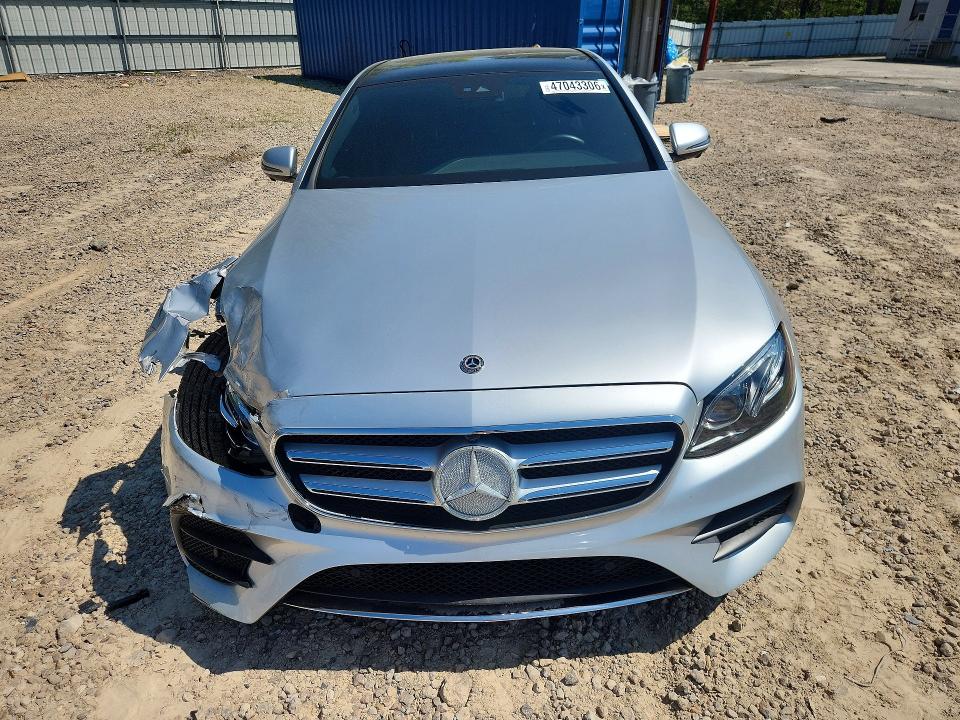 54665076 :رقم المزاد ، W1KZF8EB4LA832198 vin ، 2020 Mercedes-benz E مزاد بيع