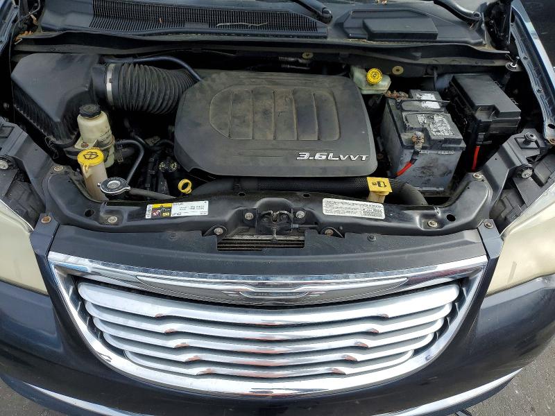 2014 Chrysler Town & Country მანქანა იყიდება აუქციონზე, vin: 2C4RC1BG8ER418530, აუქციონის ნომერი: 47465836