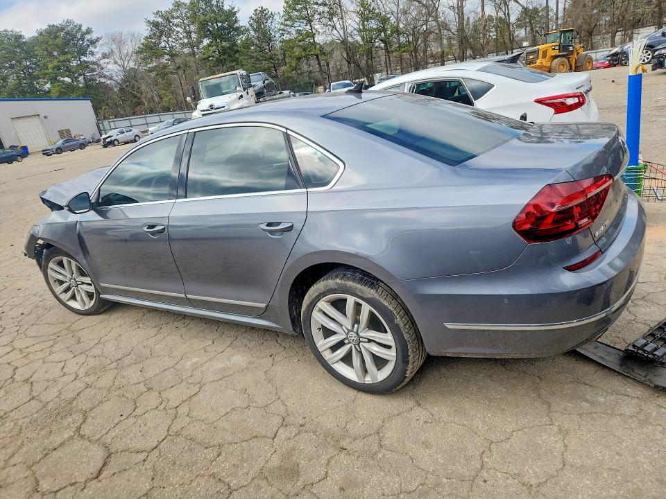 Продаж на аукціоні авто 2017 Volkswagen Passat, vin: 1VWCT7A32HC018108, номер лоту: 79606645