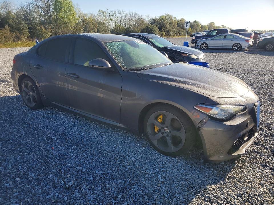 Продажа на аукционе авто 2018 Alfa Romeo Giulia, vin: ZARFAEBN5J7577862, номер лота: 46112746