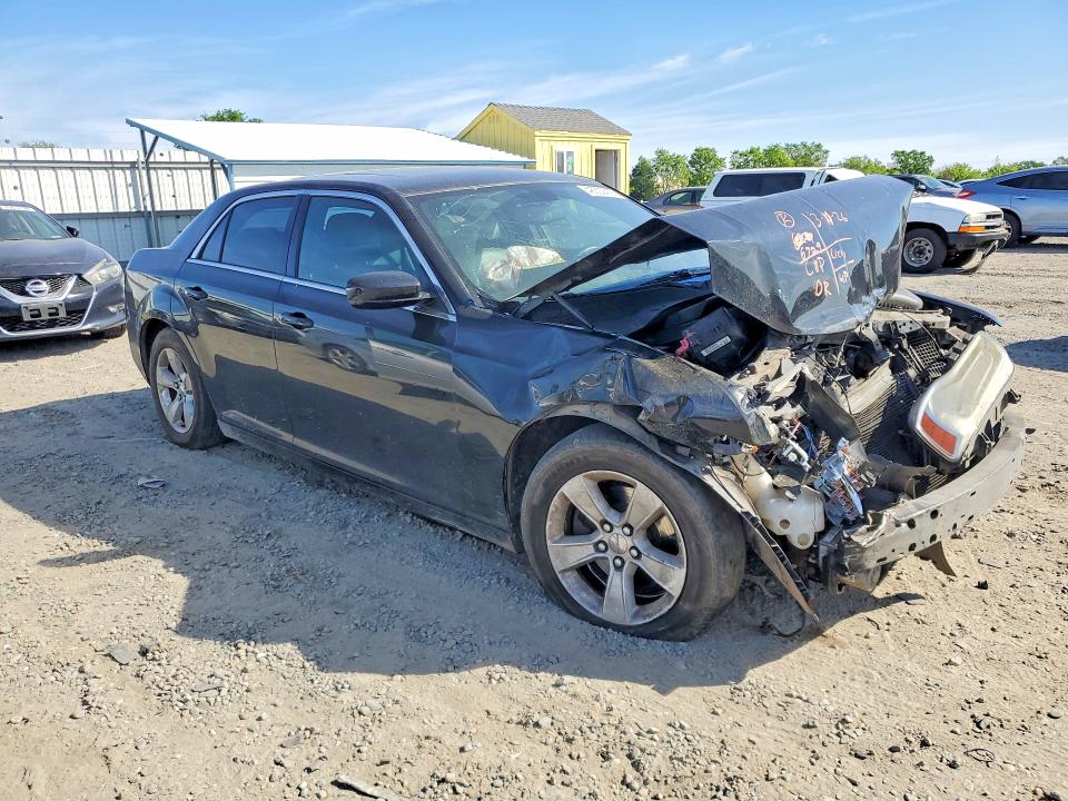 Auction sale of the 2014 Chrysler 300, vin: 2C3CCAAGXEH121664, lot number: 46302416