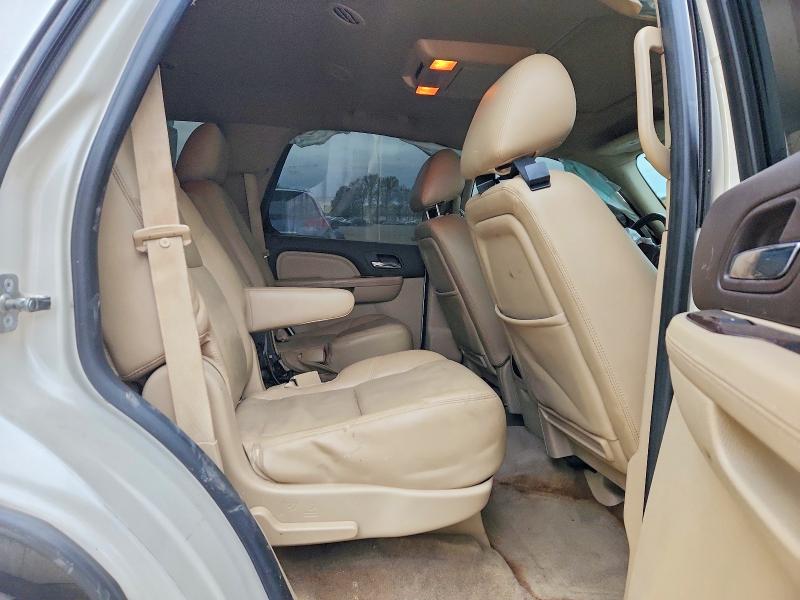 46101276 :رقم المزاد ، 1GKS1EEF9DR252786 vin ، 2013 Gmc Yukon مزاد بيع