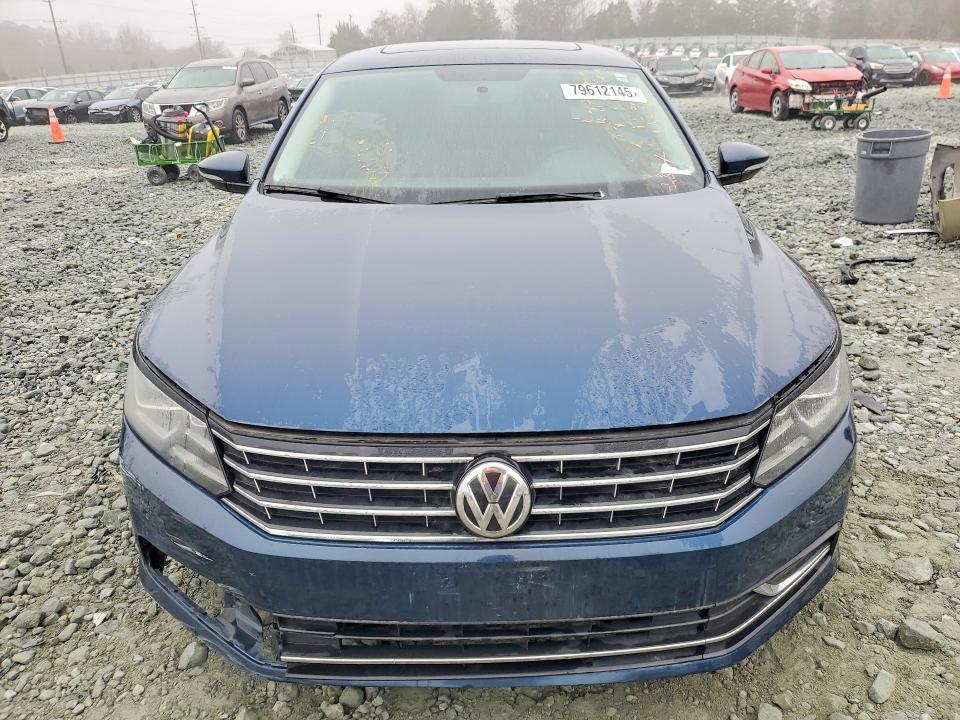 79612145 :رقم المزاد ، 1VWLA7A38KC013394 vin ، 2019 Volkswagen Passat مزاد بيع