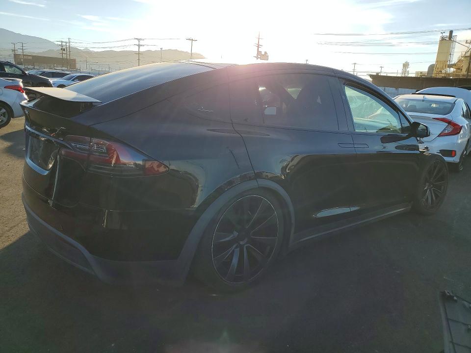 Продаж на аукціоні авто 2022 Tesla Model X, vin: 7SAXCBE53NF329664, номер лоту: 45798596