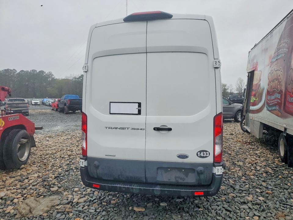 2024 Ford Transit მანქანა იყიდება აუქციონზე, vin: 1FTRU8XG4RKA20945, აუქციონის ნომერი: 41875046