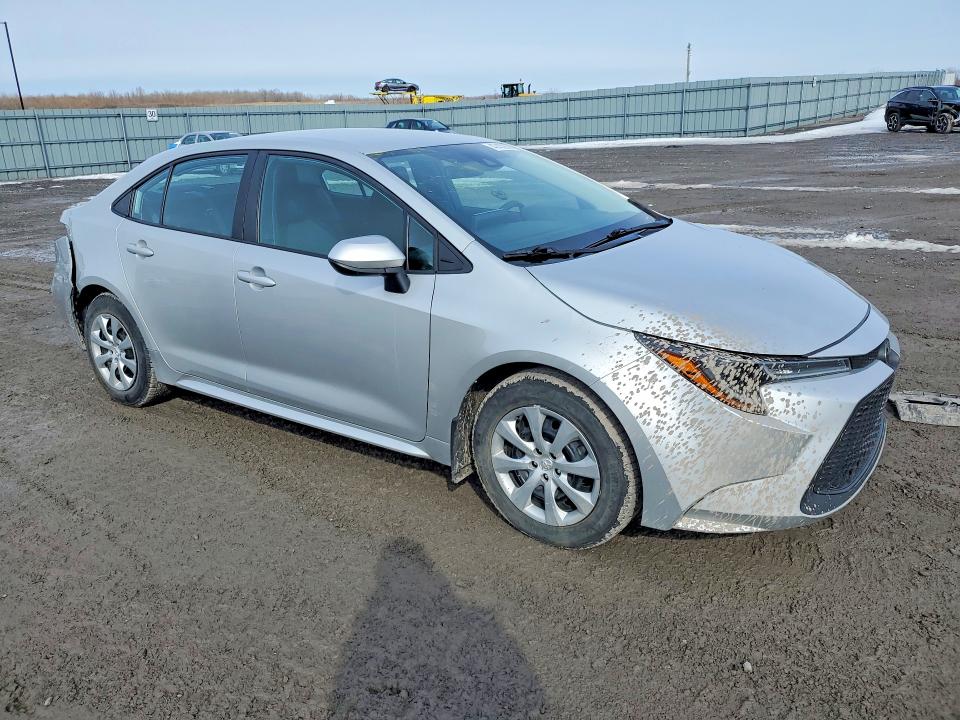 47433976 :رقم المزاد ، 5YFBPMBE1NP341845 vin ، 2022 Toyota Corolla مزاد بيع