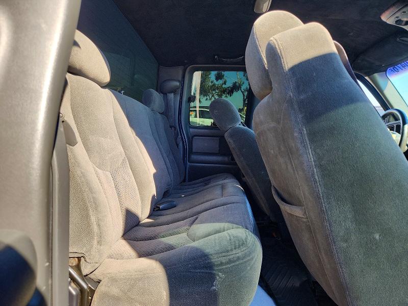 2003 Chevrolet Silverado მანქანა იყიდება აუქციონზე, vin: 2GCEC19V331114889, აუქციონის ნომერი: 46770476