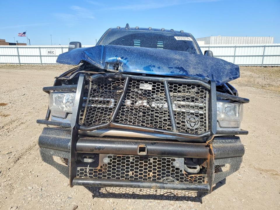 47512776 :رقم المزاد ، 3C63RRGL3RG185023 vin ، 2024 Ram 3500 مزاد بيع