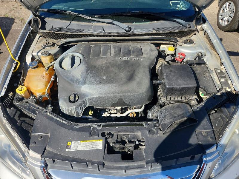 45486316 :رقم المزاد ، 1C3CCBCG1CN101889 vin ، 2012 Chrysler 200 مزاد بيع