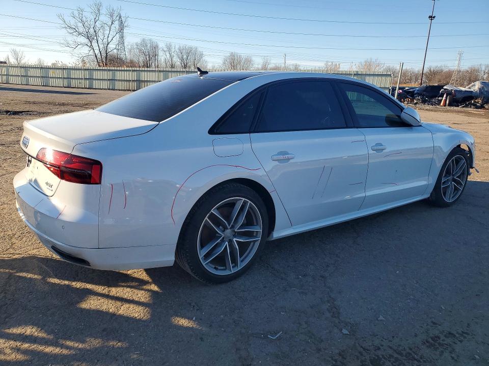 Продаж на аукціоні авто 2017 Audi A8, vin: WAU43AFDXHN005503, номер лоту: 45443986