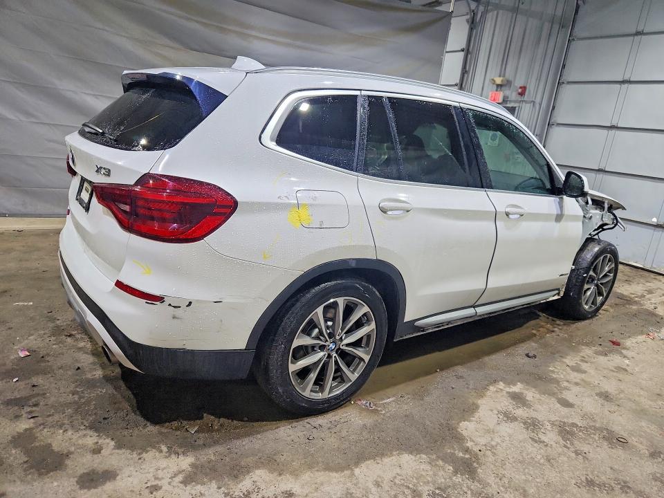 45480886 :رقم المزاد ، 5UXTR9C58JLC80444 vin ، 2018 Bmw X3 مزاد بيع