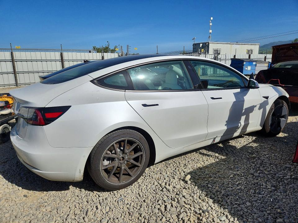 41967366 :رقم المزاد ، 5YJ3E1EA9MF938690 vin ، 2021 Tesla Model 3 مزاد بيع