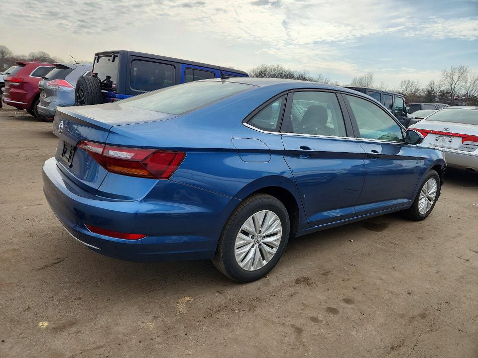 47387026 :رقم المزاد ، 3VWC57BU4KM056155 vin ، 2019 Volkswagen Jetta مزاد بيع