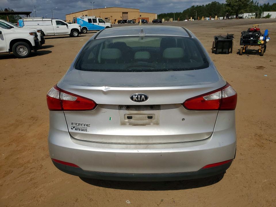 55804236 :رقم المزاد ، KNAFK4A69F5287023 vin ، 2015 Kia Forte مزاد بيع