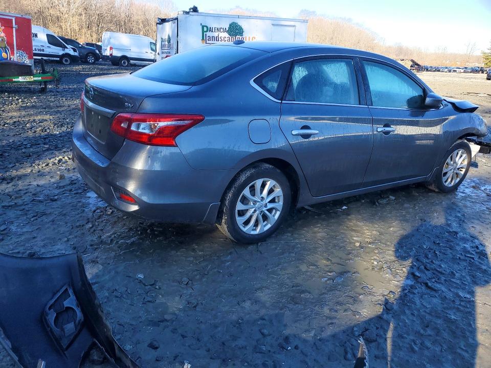 79473165 :رقم المزاد ، 3N1AB7AP5JY346798 vin ، 2018 Nissan Sentra مزاد بيع