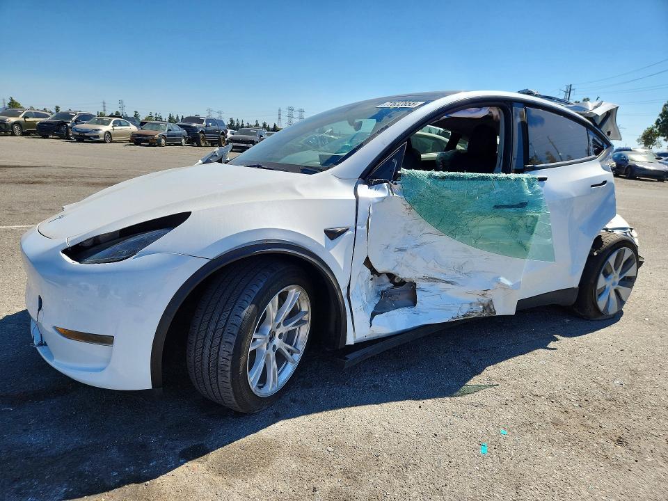 77632855 :رقم المزاد ، 7SAYGDEE9PF873819 vin ، 2023 Tesla Model Y مزاد بيع