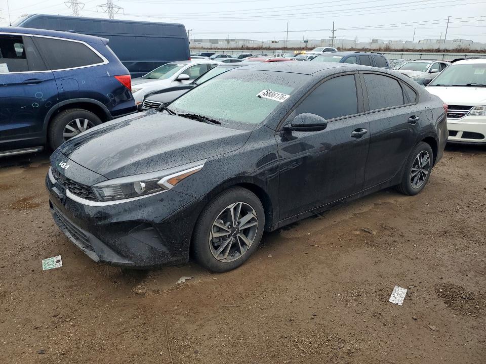 45886176 :رقم المزاد ، 3KPF24AD1PE511506 vin ، 2023 Kia Forte مزاد بيع