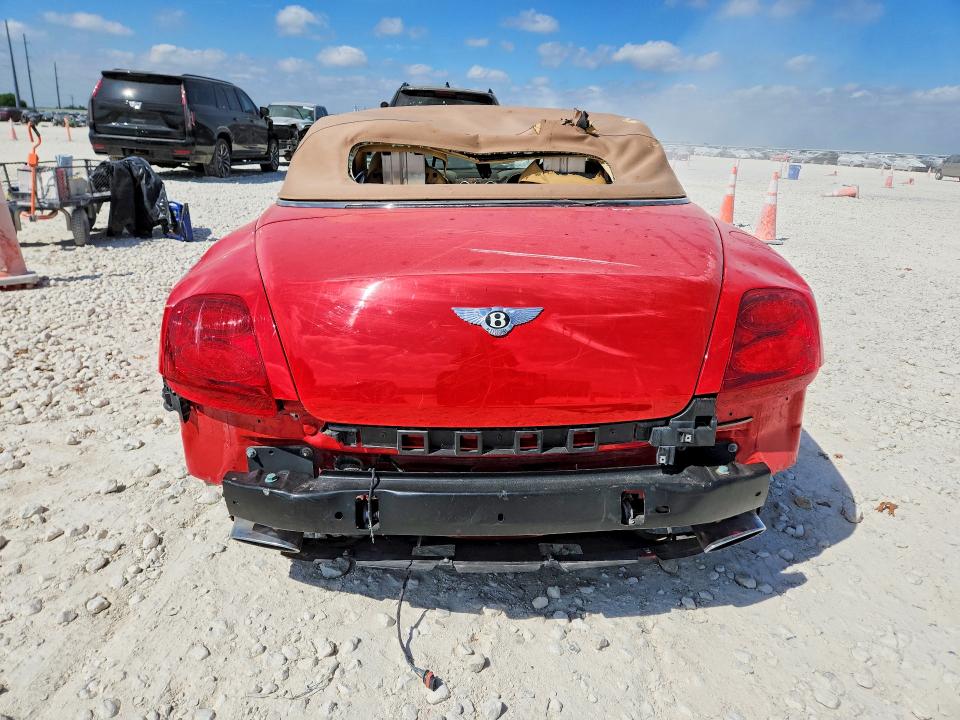 48101816 :رقم المزاد ، SCBDR33W17C044030 vin ، 2007 Bentley Continental مزاد بيع