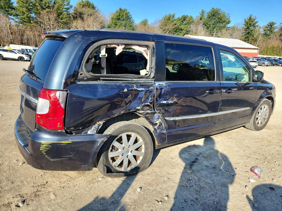 46592796 :رقم المزاد ، 2C4RC1BG3DR803170 vin ، 2013 Chrysler Town & Country مزاد بيع