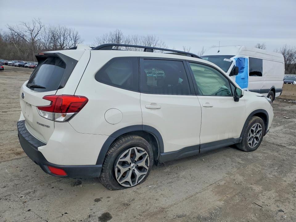 Продаж на аукціоні авто 2019 Subaru Forester, vin: JF2SKAEC2KH595323, номер лоту: 46460936