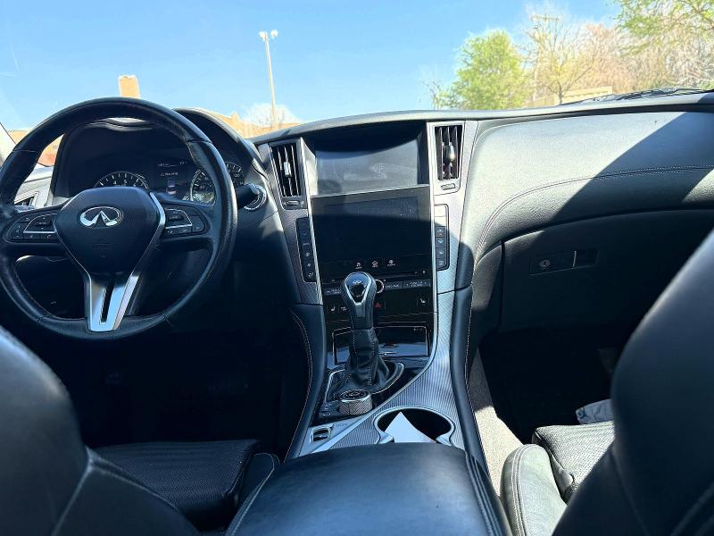 47622986 :رقم المزاد ، JN1EV7AP7JM363596 vin ، 2018 Infiniti Q50 مزاد بيع
