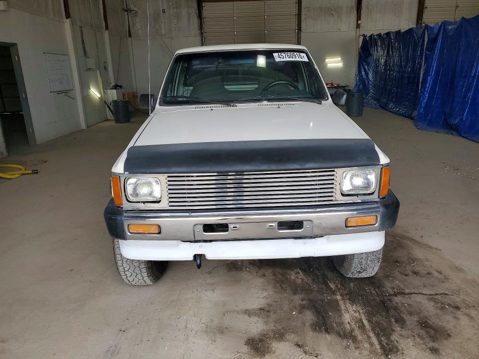 Продажа на аукционе авто 1987 Toyota Pickup, vin: JT4RN63R8H0178188, номер лота: 45760916