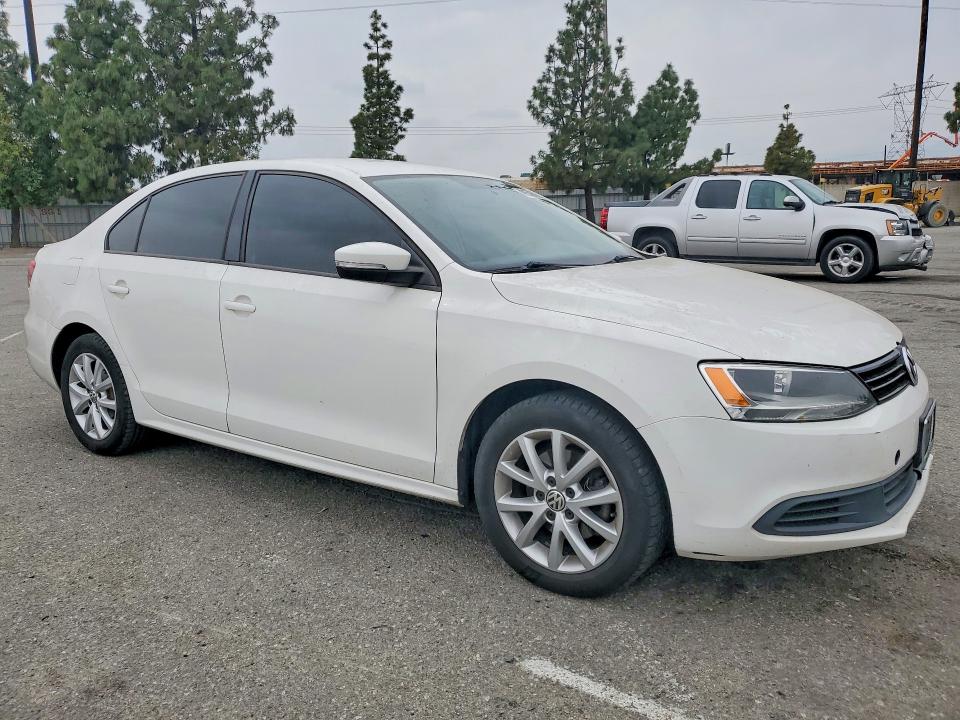 48352676 :رقم المزاد ، 3VWDZ7AJXBM394143 vin ، 2011 Volkswagen Jetta مزاد بيع