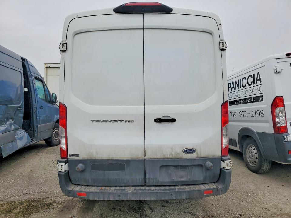Продажа на аукционе авто 2018 Ford Transit, vin: 1FTYR2CM4JKB34387, номер лота: 76365385