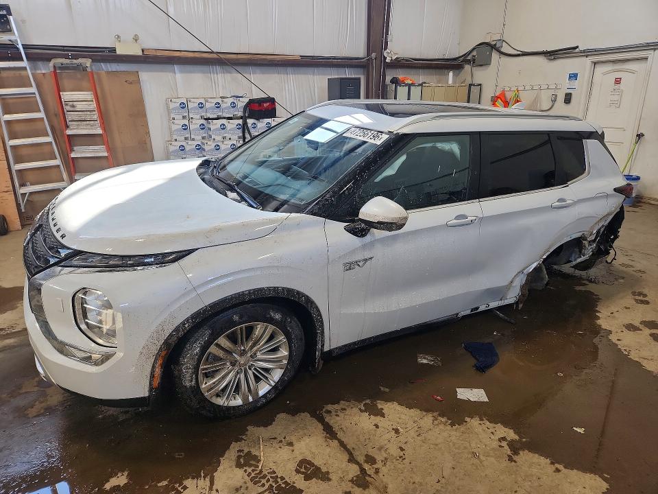 Продажа на аукционе авто 2025 Mitsubishi Outlander, vin: JA4T5VA9XSZ609811, номер лота: 47256196