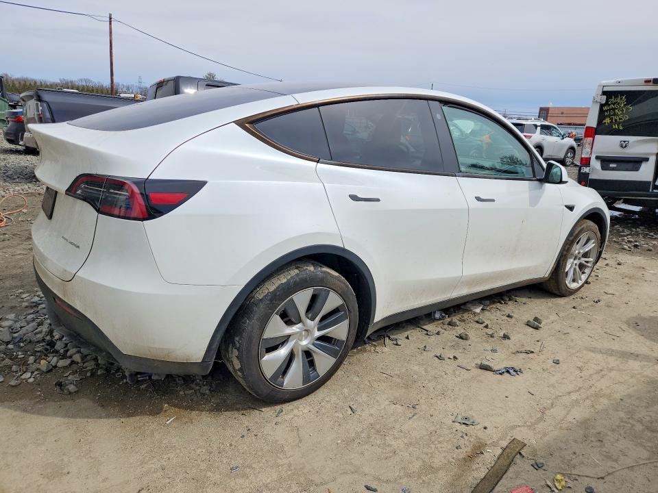 46147576 :رقم المزاد ، 7SAYGDEE9PA119560 vin ، 2023 Tesla Model Y مزاد بيع