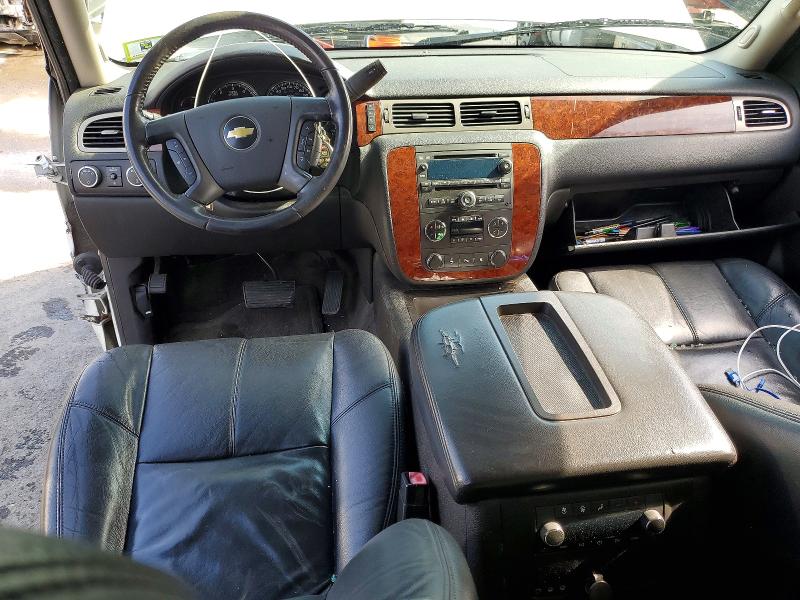 2010 Chevrolet Suburban მანქანა იყიდება აუქციონზე, vin: 1GNUKJE30AR268670, აუქციონის ნომერი: 45997976