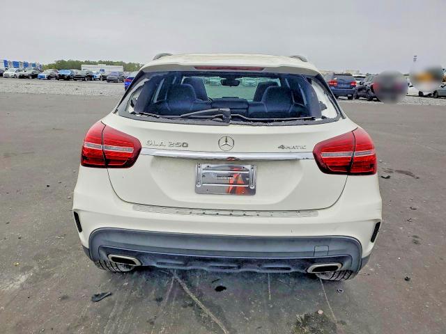 46752686 :رقم المزاد ، WDCTG4GB4JJ384135 vin ، 2018 Mercedes-benz Gla مزاد بيع