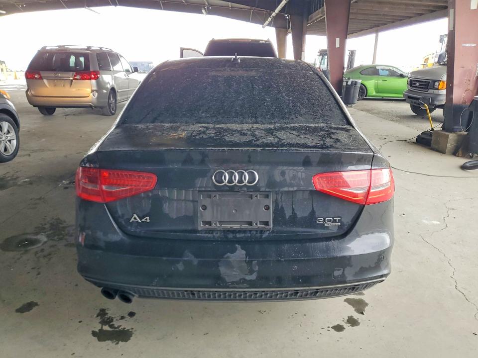 48302286 :رقم المزاد ، WAUFFAFL9FN014147 vin ، 2015 Audi A4 مزاد بيع