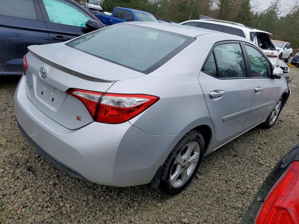 Продажа на аукционе авто 2015 Toyota Corolla, vin: 2T1BURHE4FC335102, номер лота: 78426995