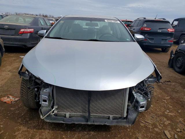 46931586 :رقم المزاد ، 4T1BF1FKXFU936159 vin ، 2015 Toyota Camry مزاد بيع