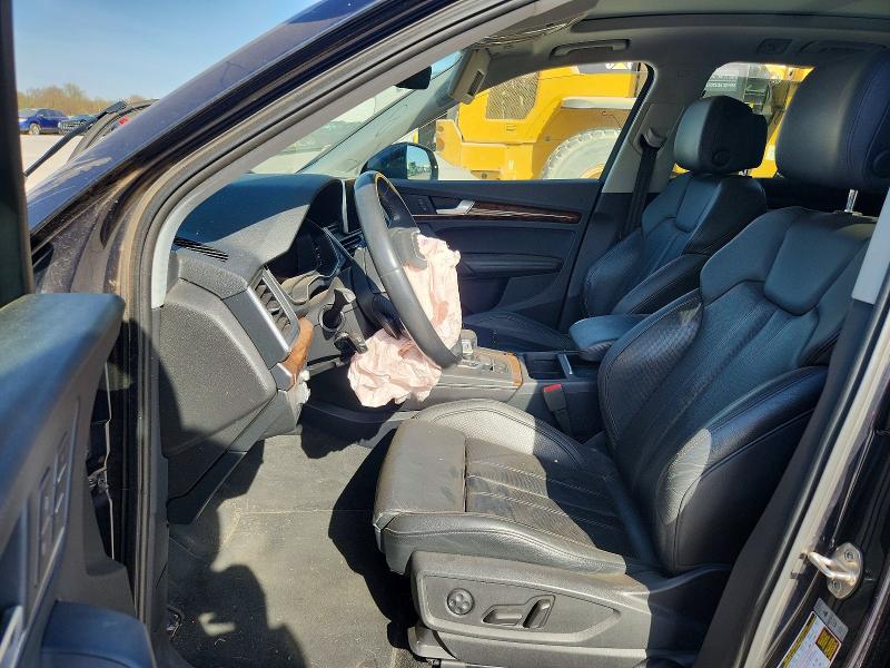 47280036 :رقم المزاد ، WA1CNBFY6J2127083 vin ، 2018 Audi Q5 مزاد بيع