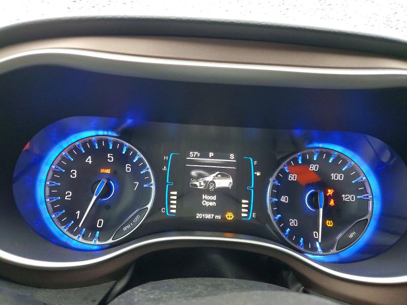 41918976 :رقم المزاد ، 2C4RC1BG5HR591202 vin ، 2017 Chrysler Pacifica مزاد بيع